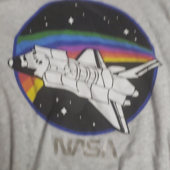 🌻NASA tshirt - Picture 2 of 4